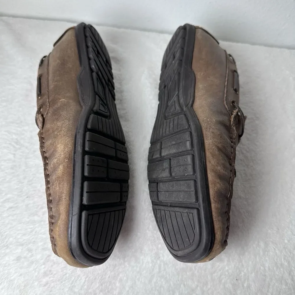 GBX Henley Men Size 10.5 Brown Leather Loafers Slip On Moc Driving Shoes